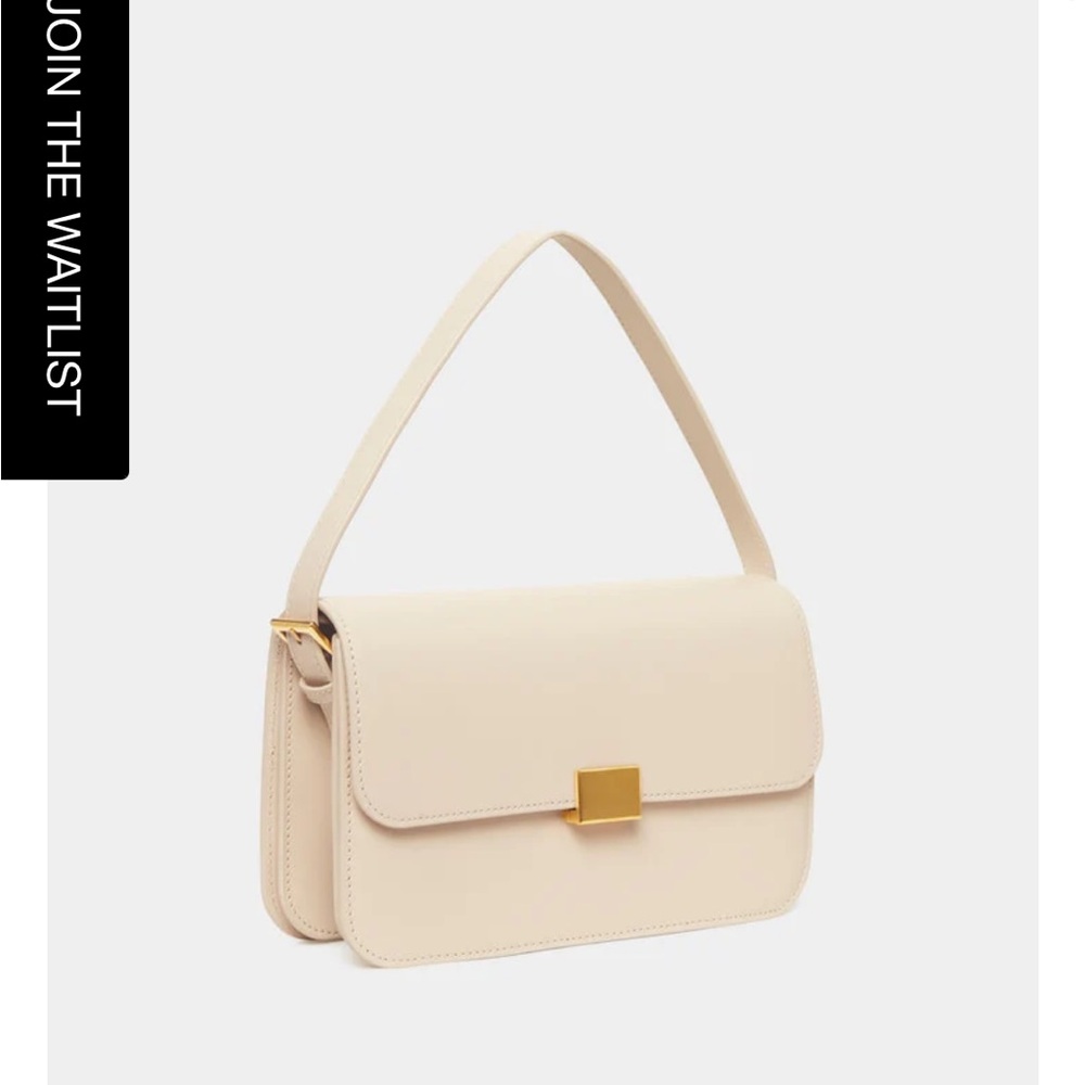 COPY - The Curated luxury shoulder bag very chic and understated